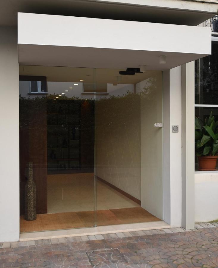 Lake Como Holiday Apartments ภายนอก รูปภาพ